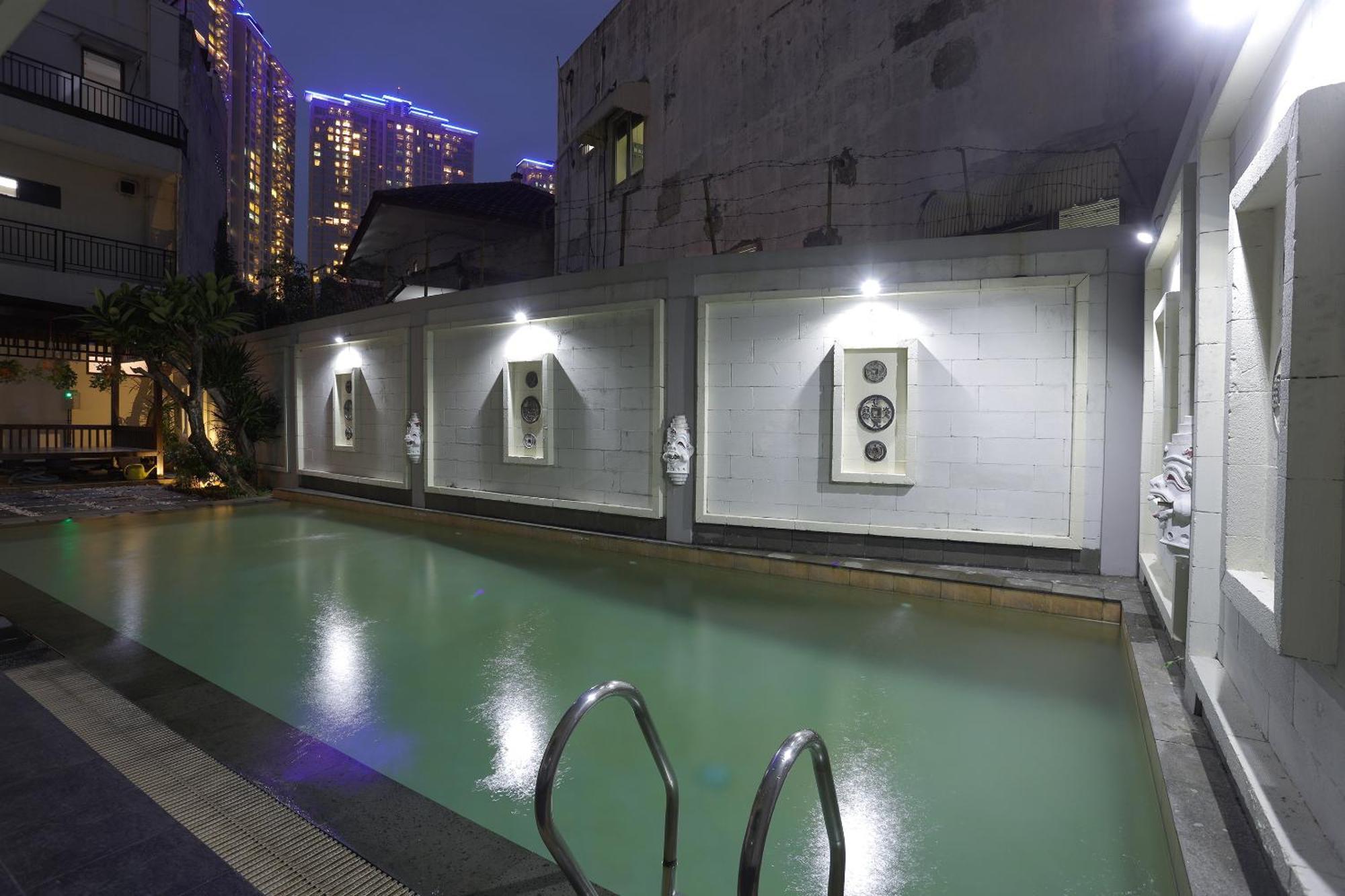 Jambuluwuk Residence Pakubuwono Jakarta Exterior foto