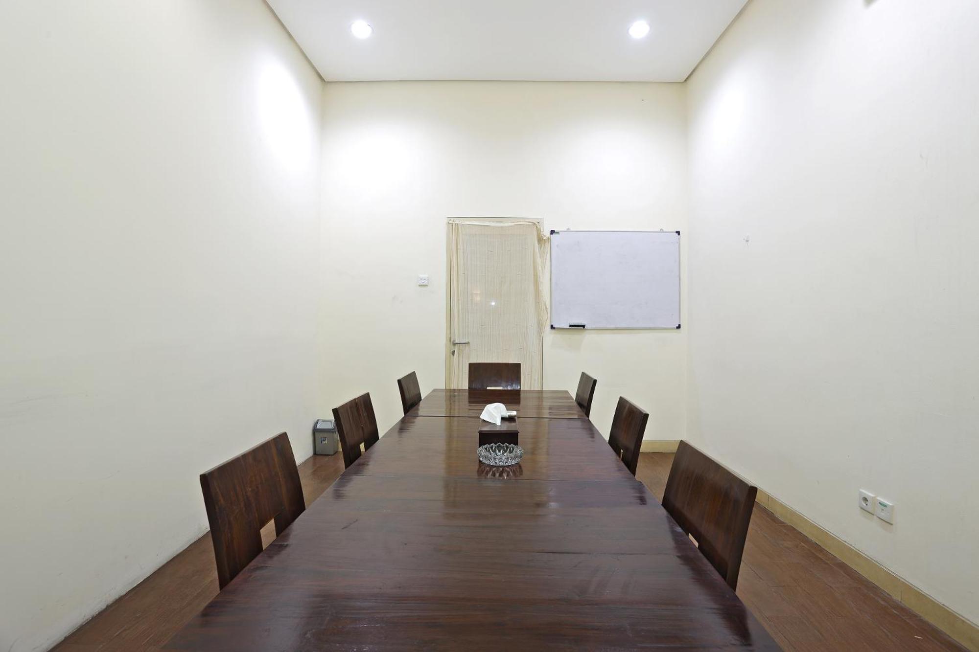 Jambuluwuk Residence Pakubuwono Jakarta Exterior foto
